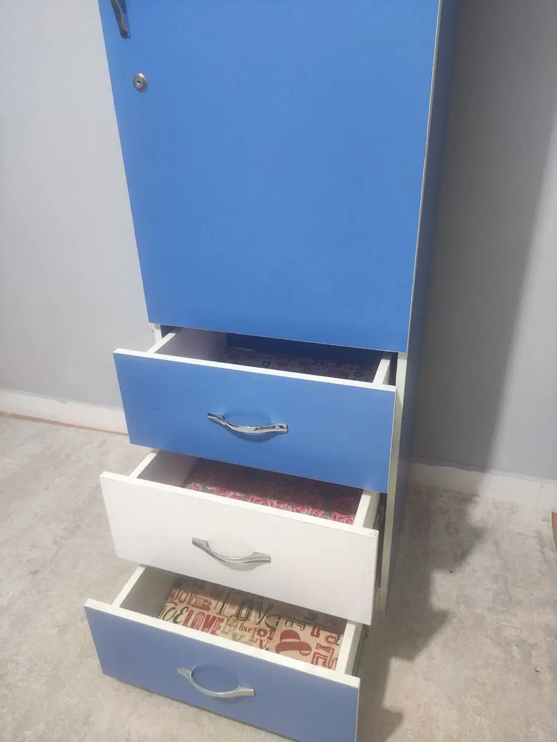 کمد لباسی/دراور/دوتیکه/آینه/رخت آویز|جاکفشی، کمد، دراور|بندرعباس, |دیوار