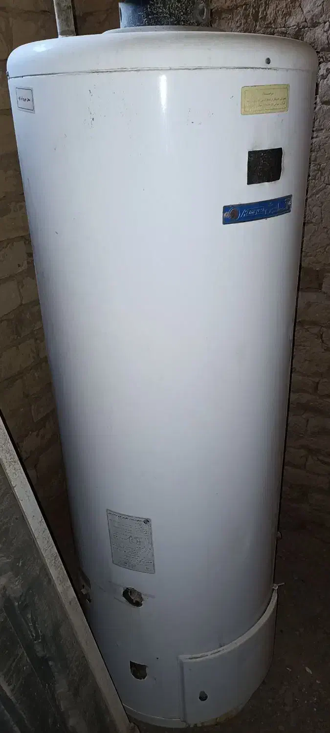 آبگرمکن 200لیتری آزمایش ایستاده|آبگرمکن، پکیج، شوفاژ|میبد, |دیوار