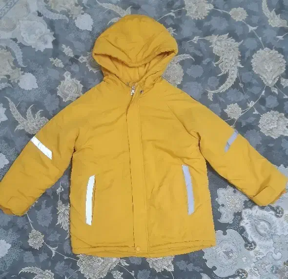 کاپشن پسرانه وارداتی|کفش و لباس بچه|نوشهر, |دیوار