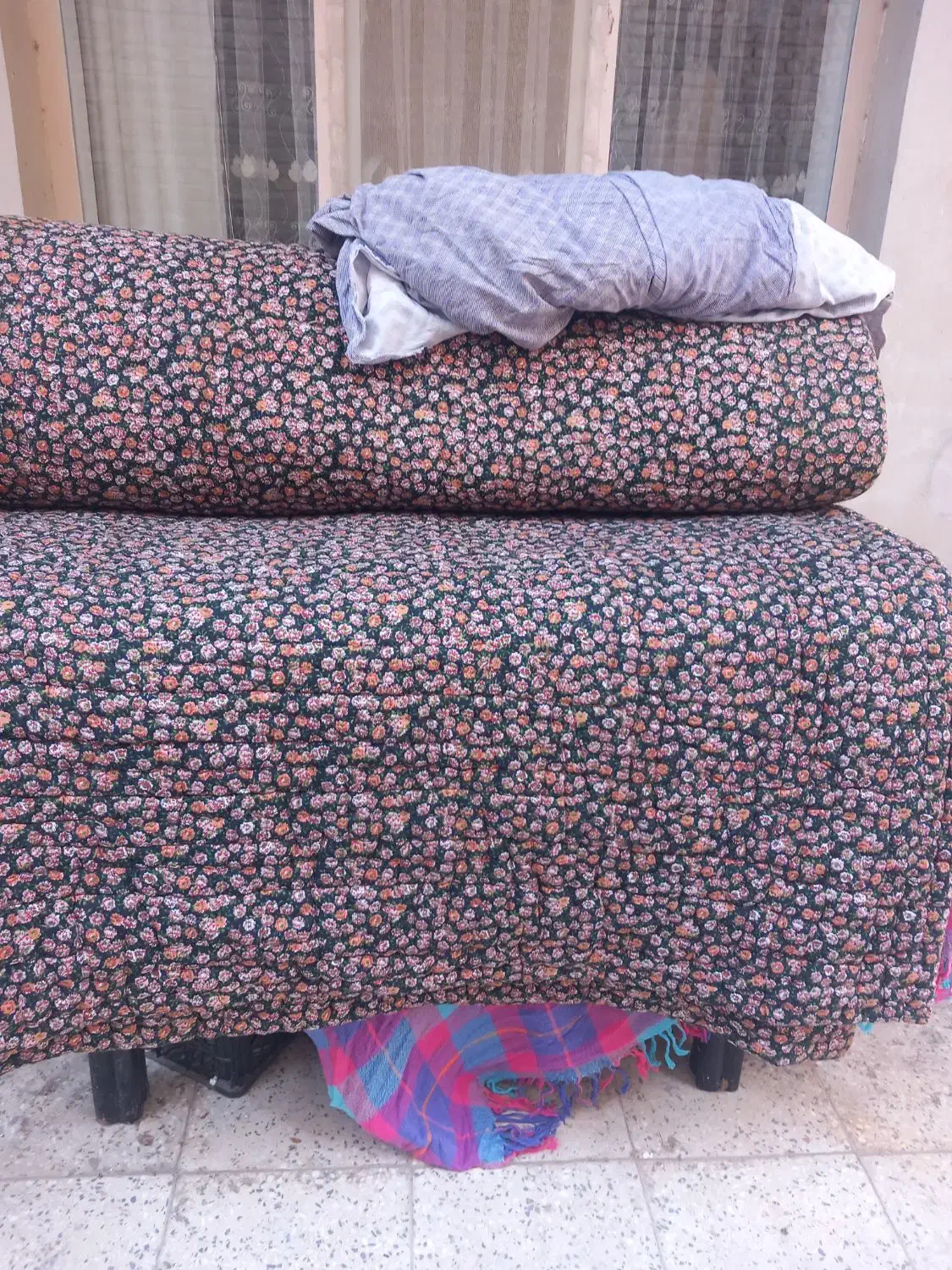 لحاف کرسی|رختخواب، بالش، پتو|اراک, |دیوار