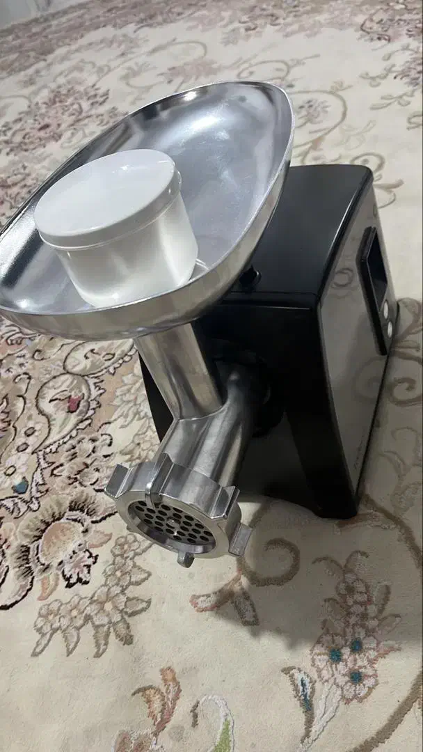 چرخ گوشت نو|سایر لوازم برقی|اسلام‌شهر, شهرک قائمیه|دیوار