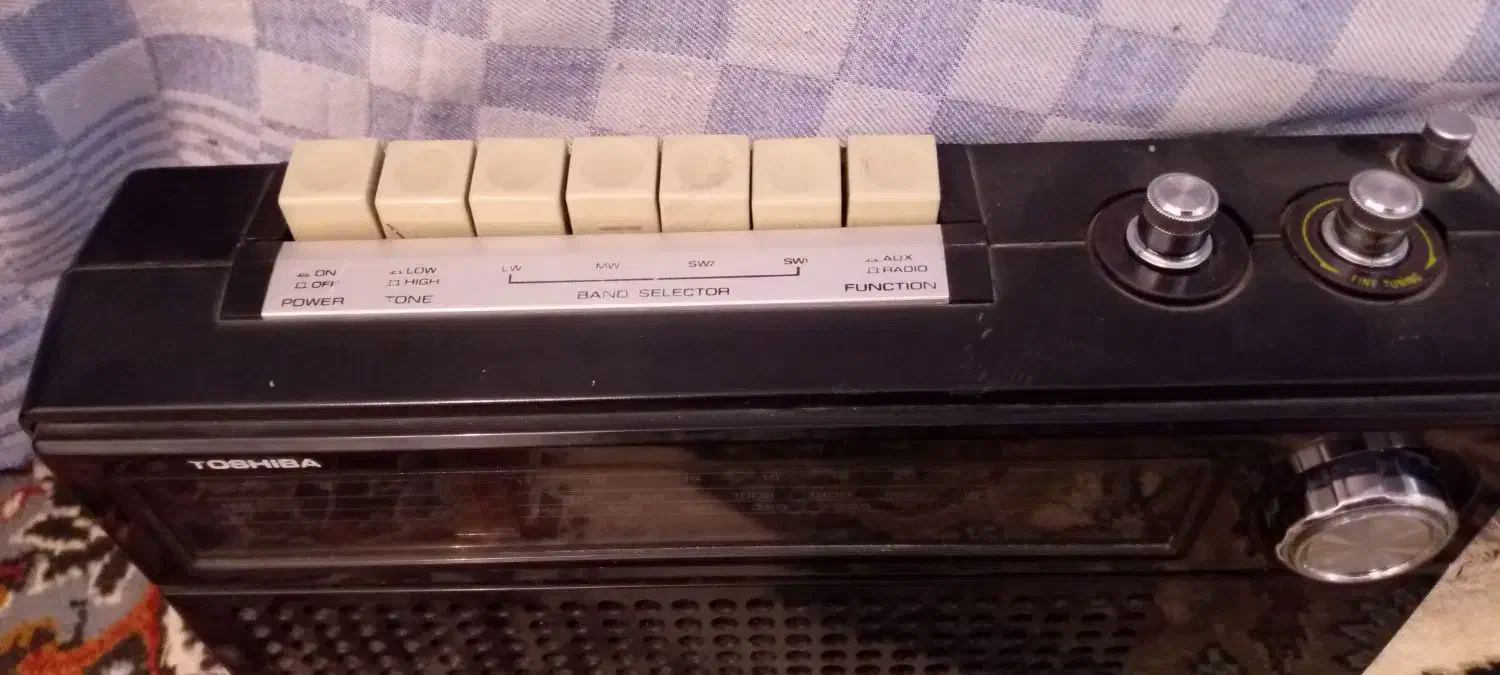 رادیو توشیبا ۴ موج|سیستم صوتی خانگی|تهران, هفت چنار|دیوار