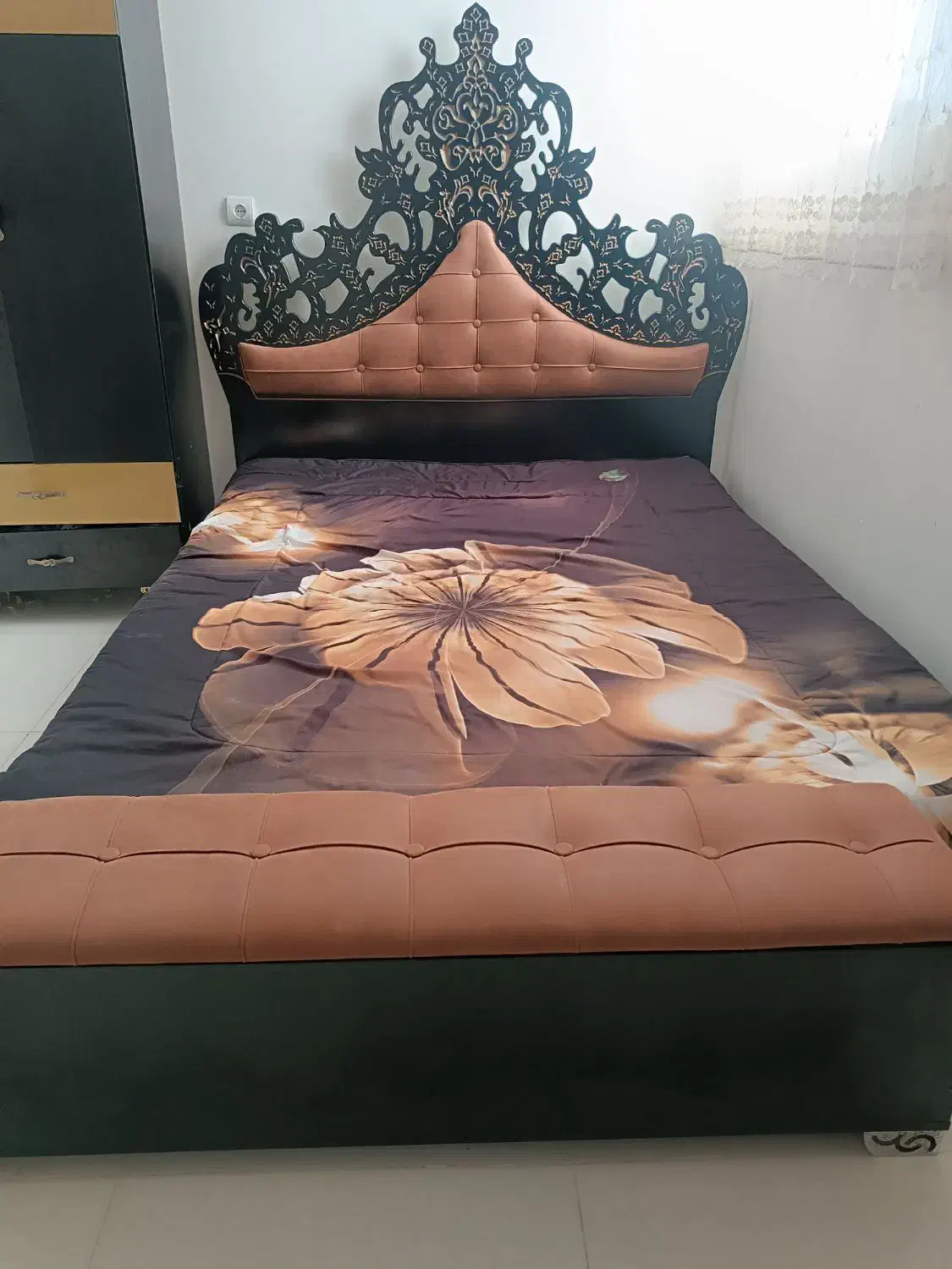 تخت خواب و کمد|تخت و سرویس خواب|اشتهارد, |دیوار