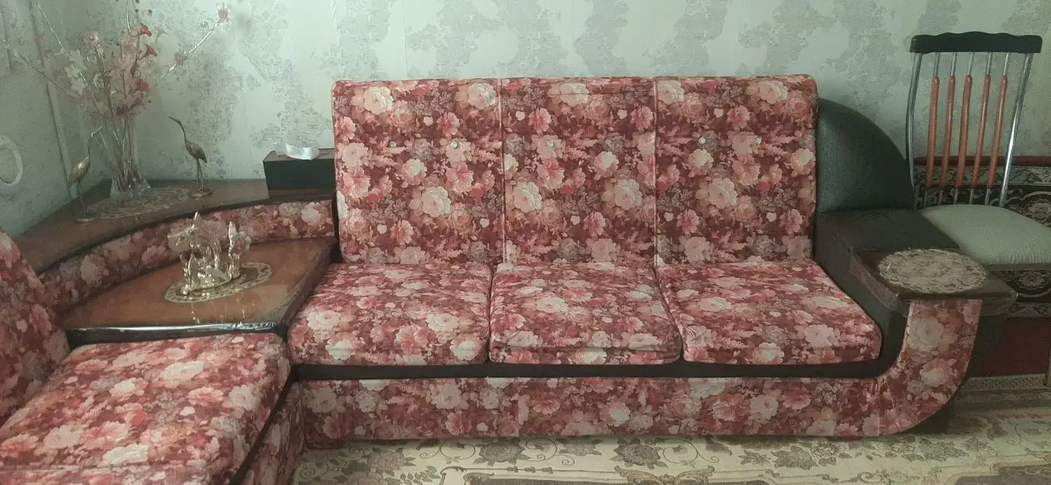 مبل اِل ۶ نفره|مبلمان خانگی و میز عسلی|ری, جوانمرد قصاب|دیوار