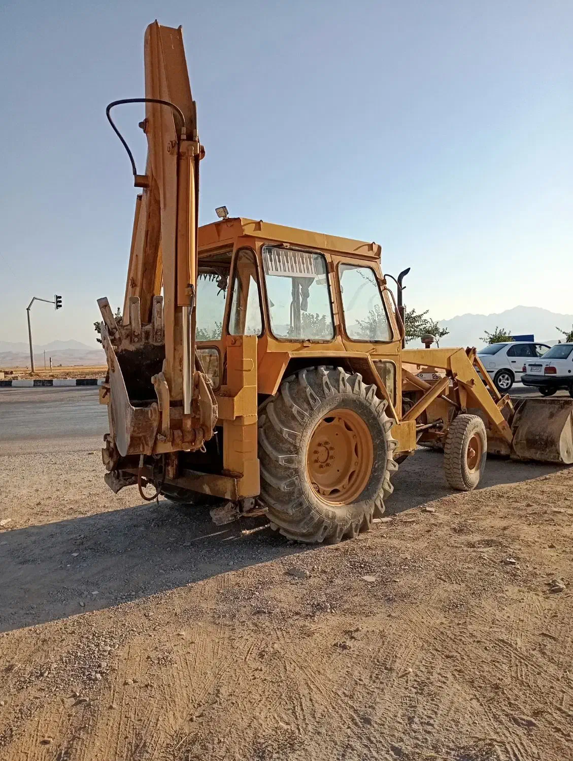 فروش بیل بکهو|خودرو سنگین|شهرکرد, |دیوار