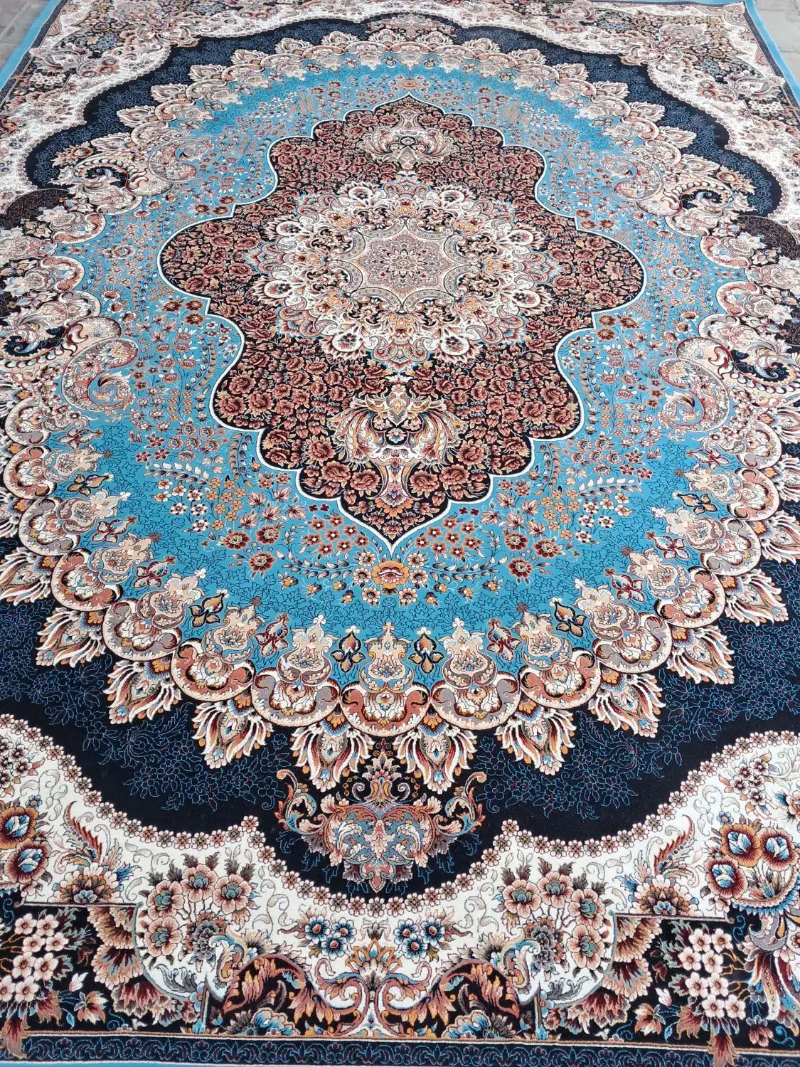 ۱۲متری ۷۰۰شانه تراکم ۲۵۵۰|فرش|ورامین, خیر آباد|دیوار