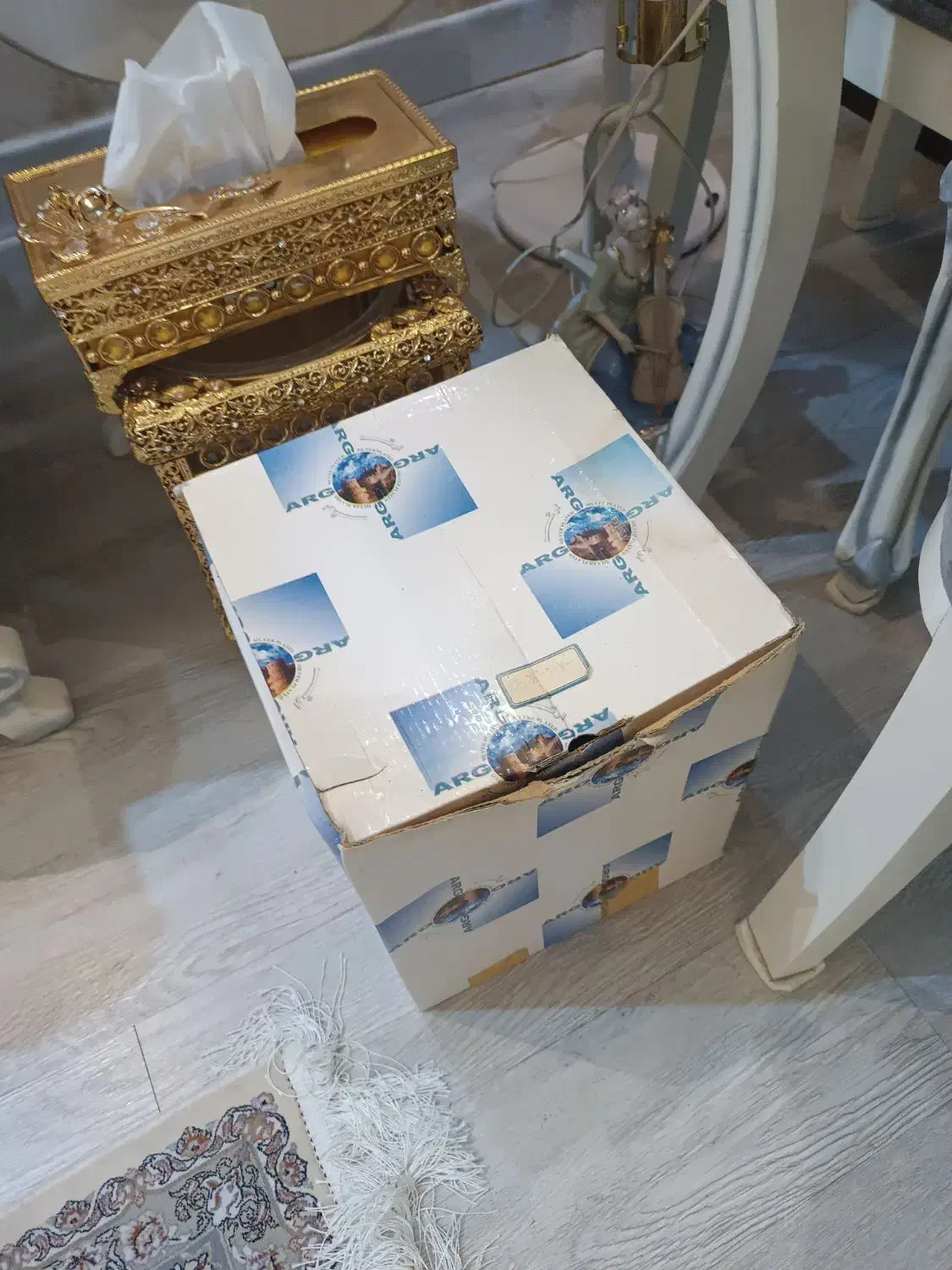 جای دستمال کاغذی و اشغالی دکوری|صنایع دستی و سایر لوازم تزئینی|رشت, استادسرا|دیوار