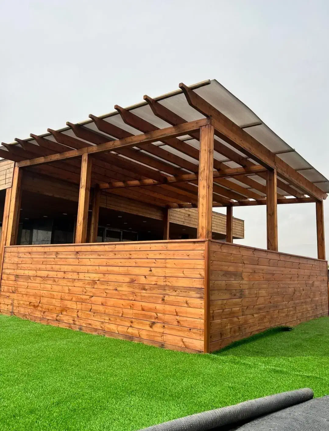 ساخت انواع کلبه و آلاچیق چوبی،کلبه سوئیسی،نما ترمو|خدمات پیشه و مهارت|باسمنج, |دیوار
