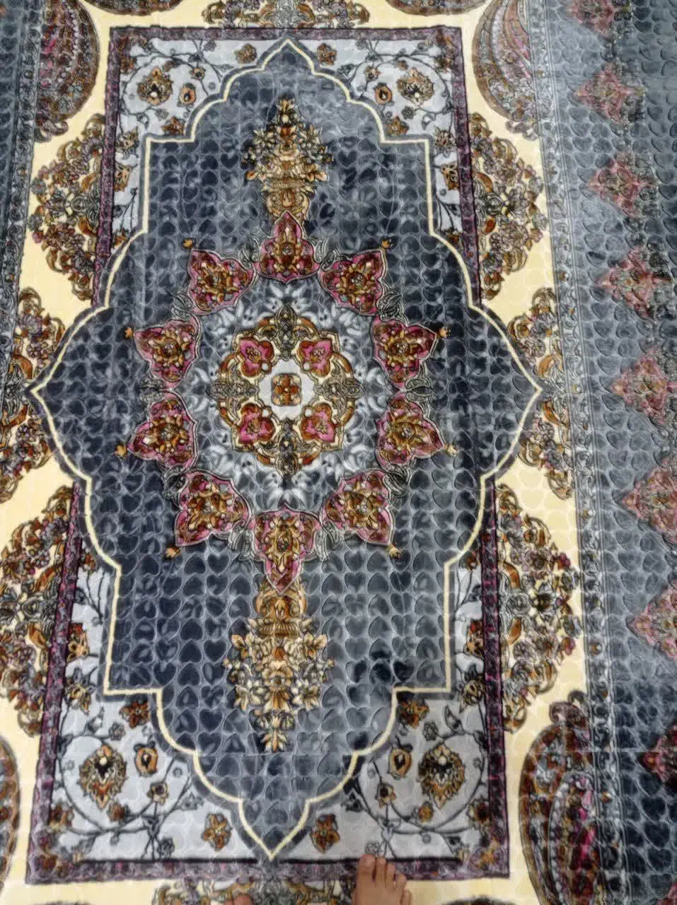 روفرشی|روفرشی|نجف‌آباد, کهریزسنگ|دیوار