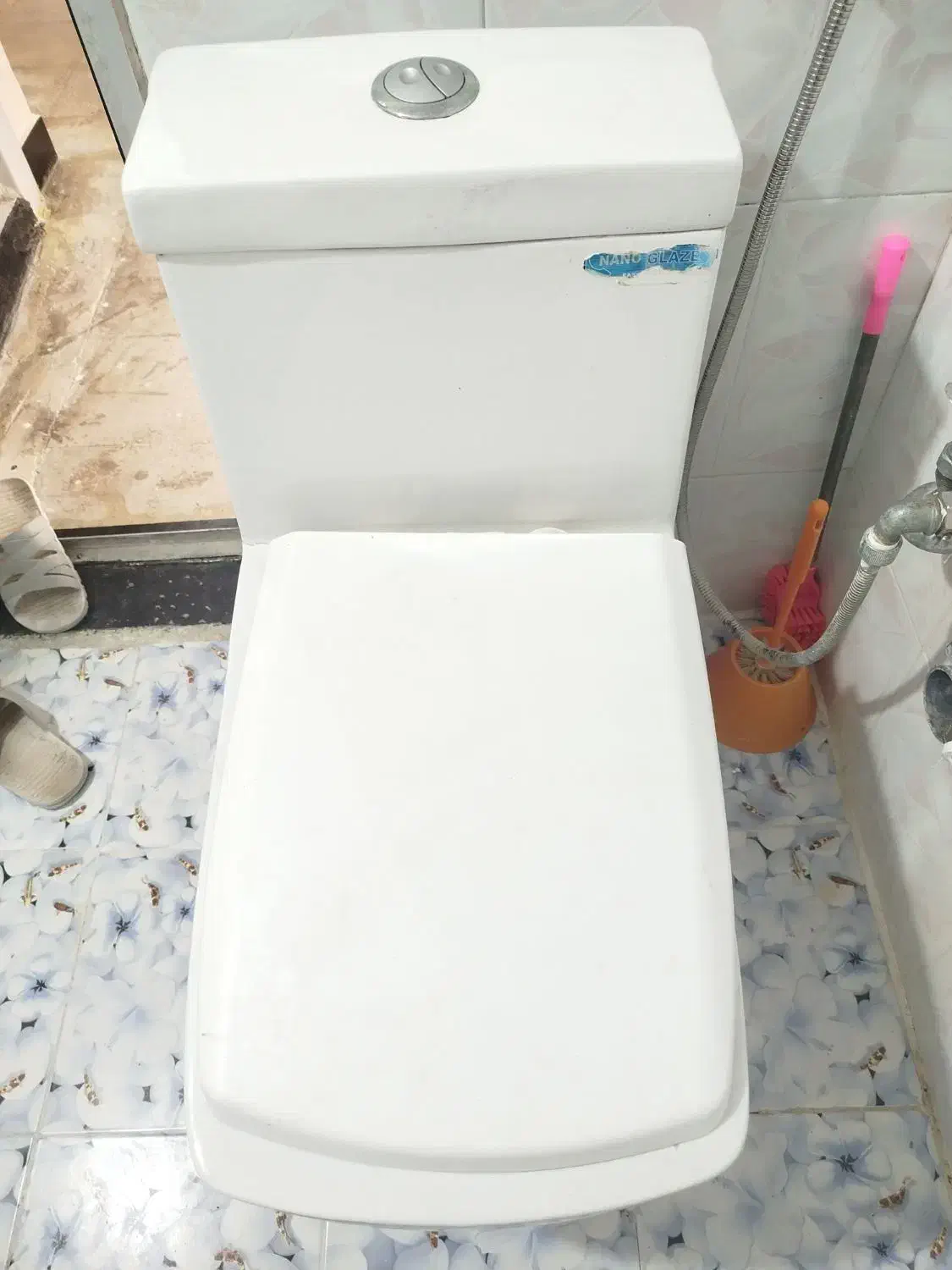 توالت فرنگی درجه یک|لوازم سرویس بهداشتی|کازرون, |دیوار