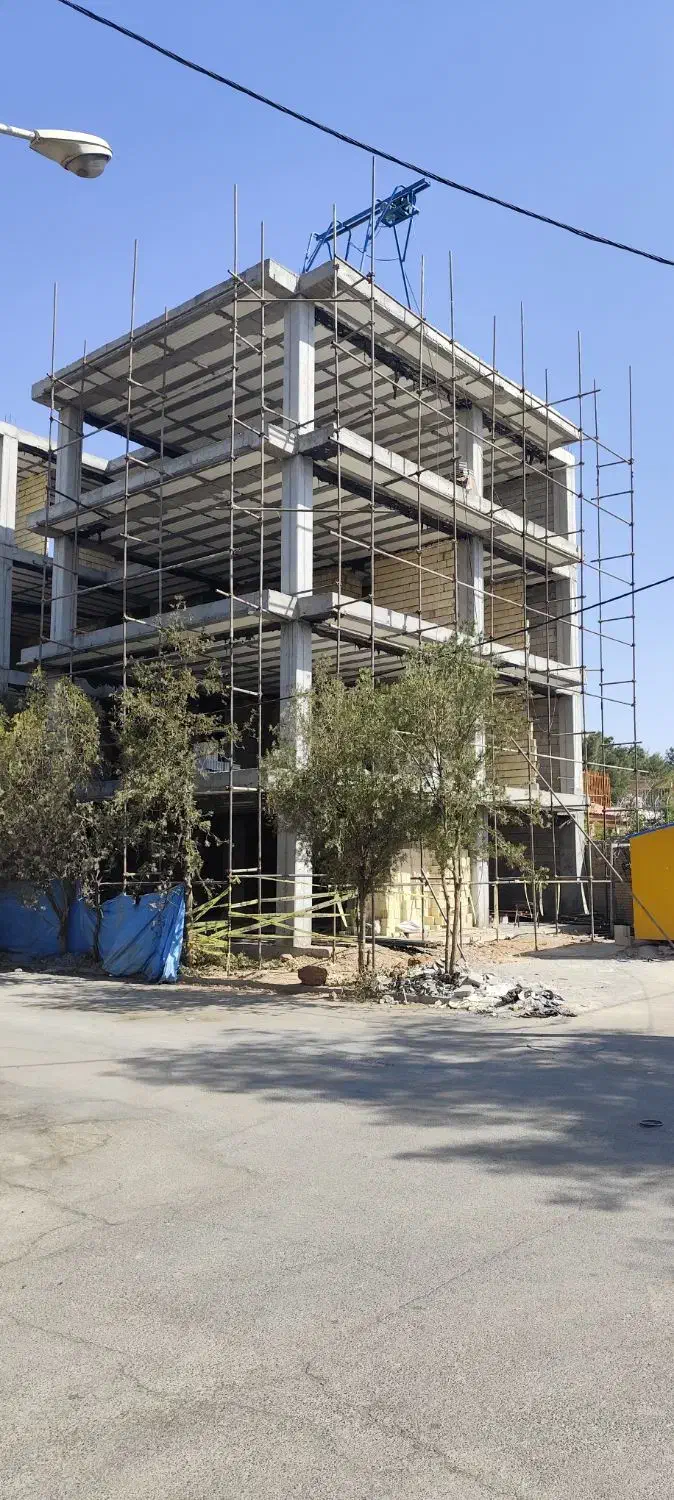 داربست فلزی کاظمی|خدمات پیشه و مهارت|فولادشهر, C2|دیوار