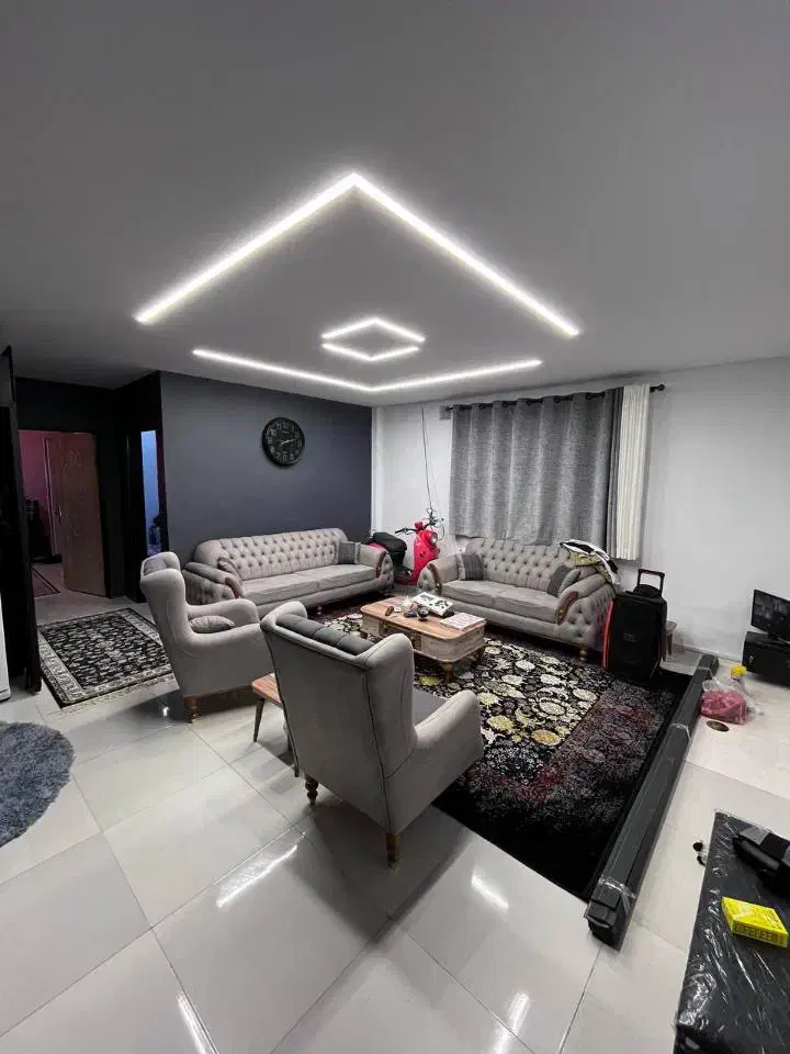 مبل ۷ نفره|مبلمان خانگی و میز عسلی|پرند, فاز ۶|دیوار