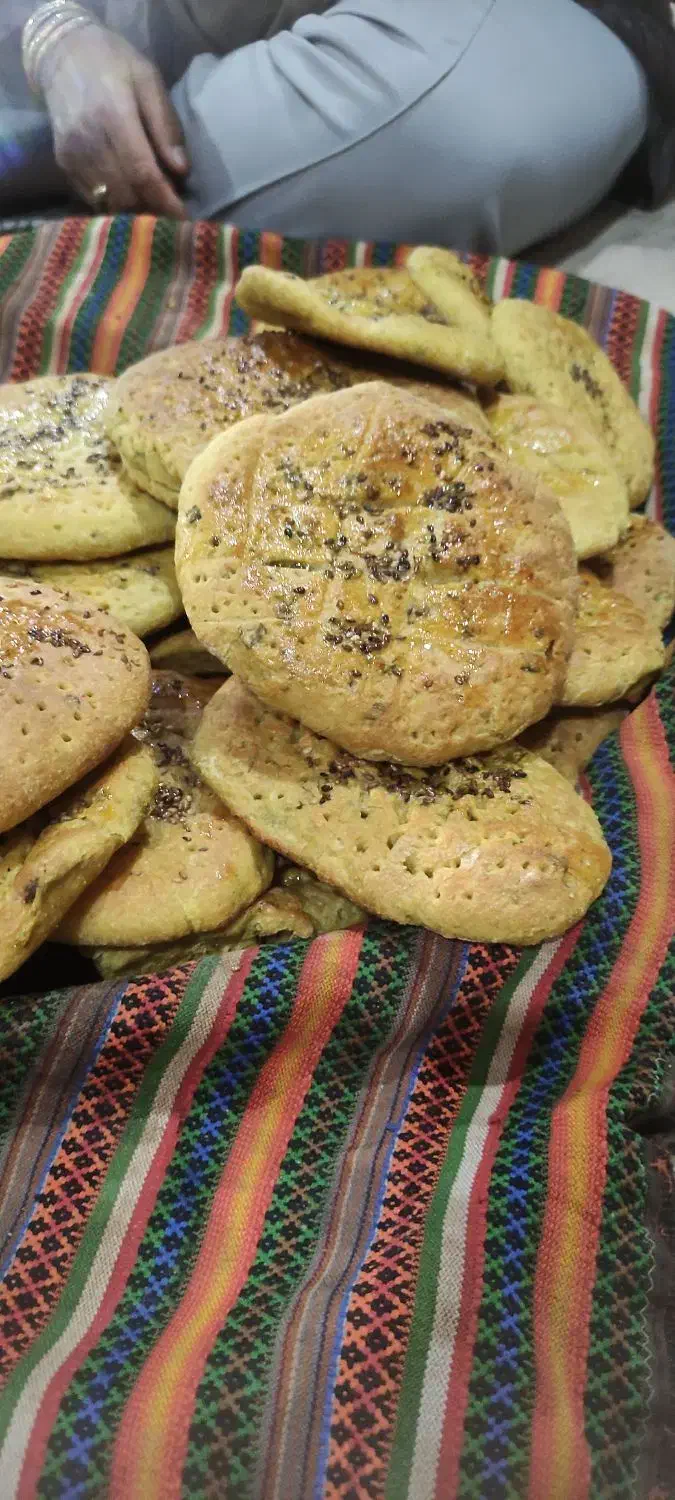 هتل سنتی|خدمات پذیرایی، مراسم|بردسکن, |دیوار