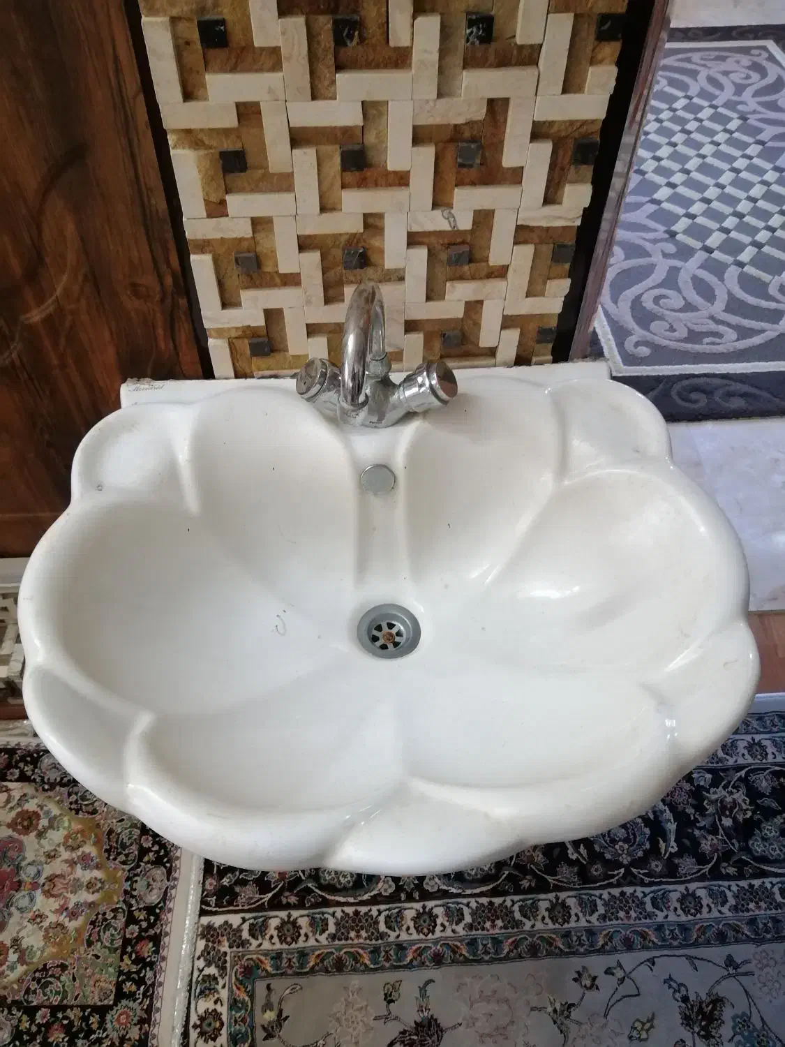 فروش صورت شویی همراه شیر و شلنگ|لوازم سرویس بهداشتی|تنکابن, |دیوار