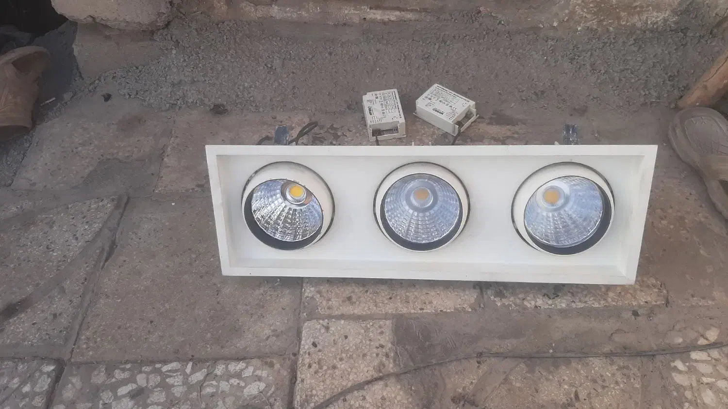 چراغ ورگال بوتیک|فروشگاه و مغازه|رباط‌کریم, الارد|دیوار