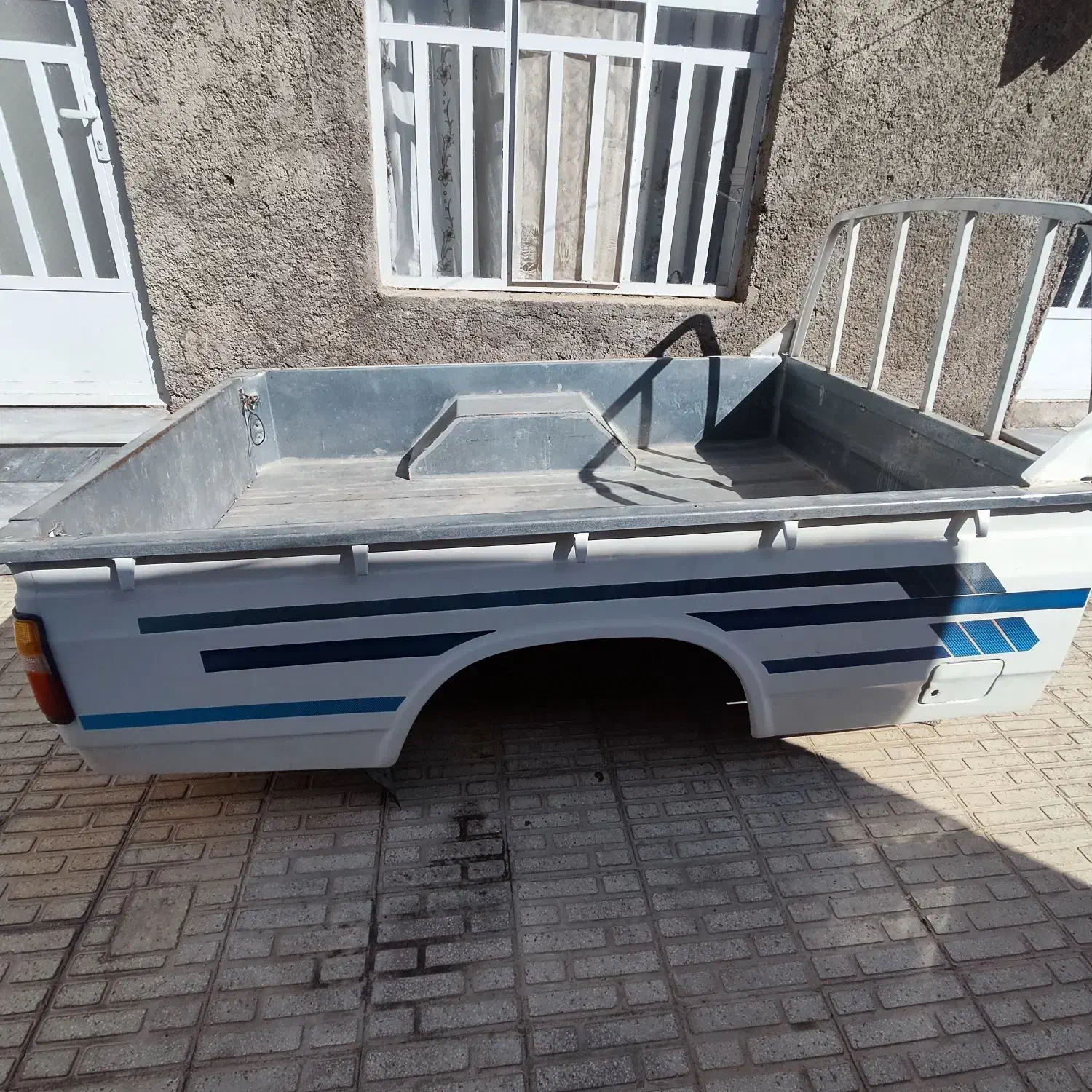 حوض عقب پادرا|قطعات یدکی و لوازم جانبی|شیراز, شهرک نیایش|دیوار