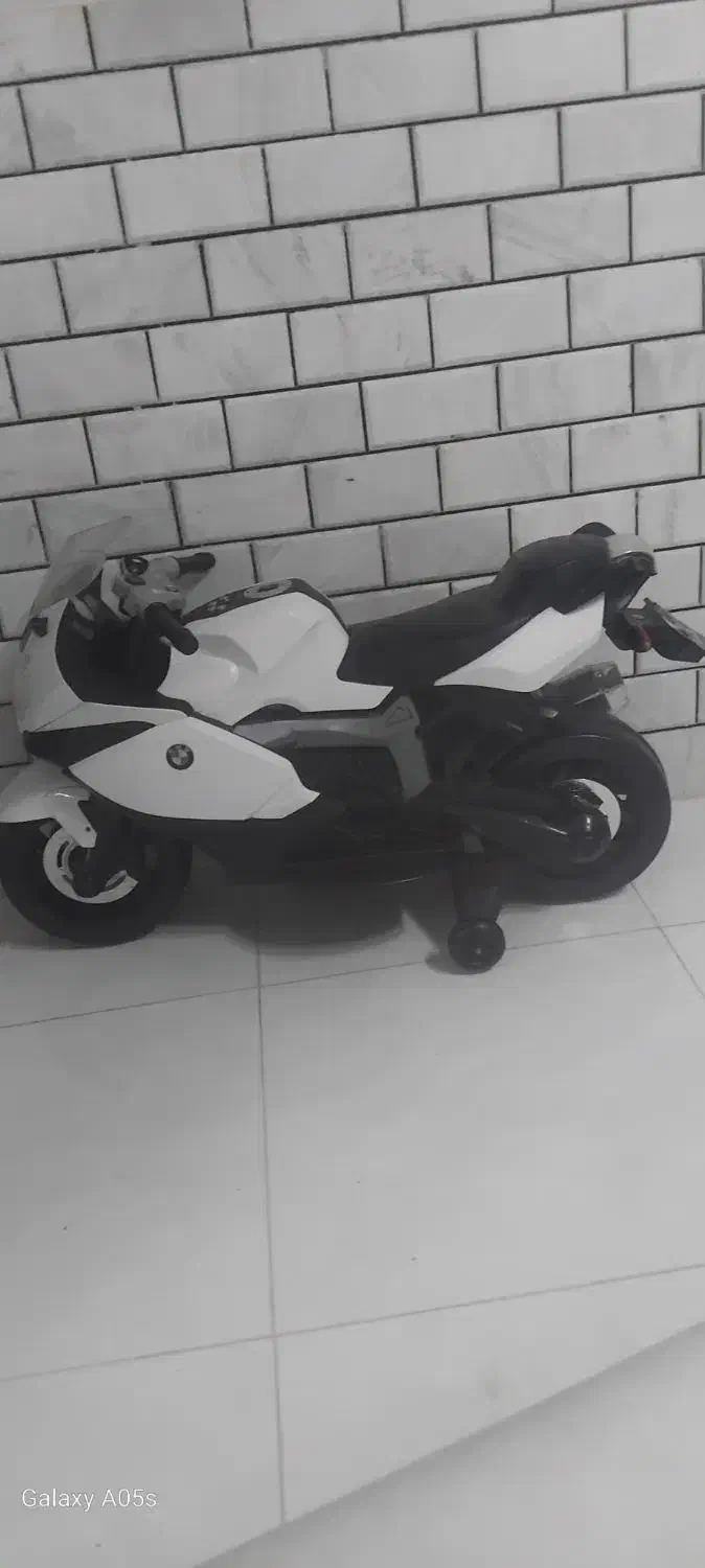 موتور شارژی  BMW|اسباب‌بازی بچه|قم, انسجام|دیوار