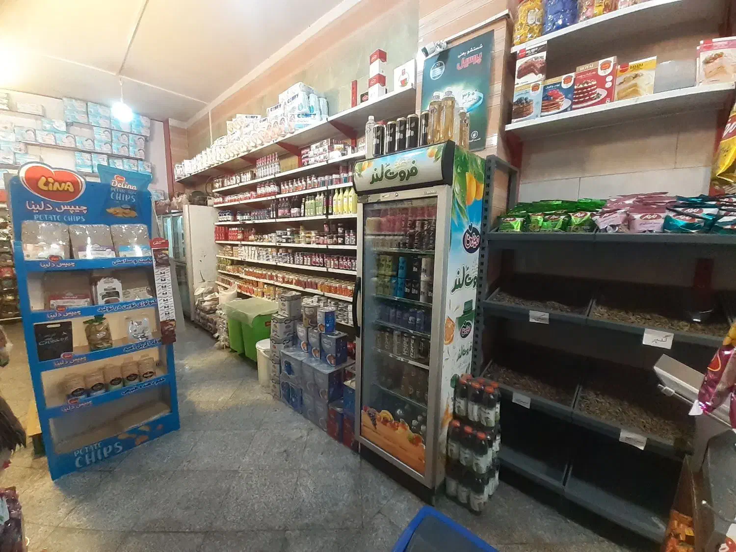 واگذاری سوپرمارکت فعال|اجارهٔ مغازه و غرفه|چهارباغ, |دیوار