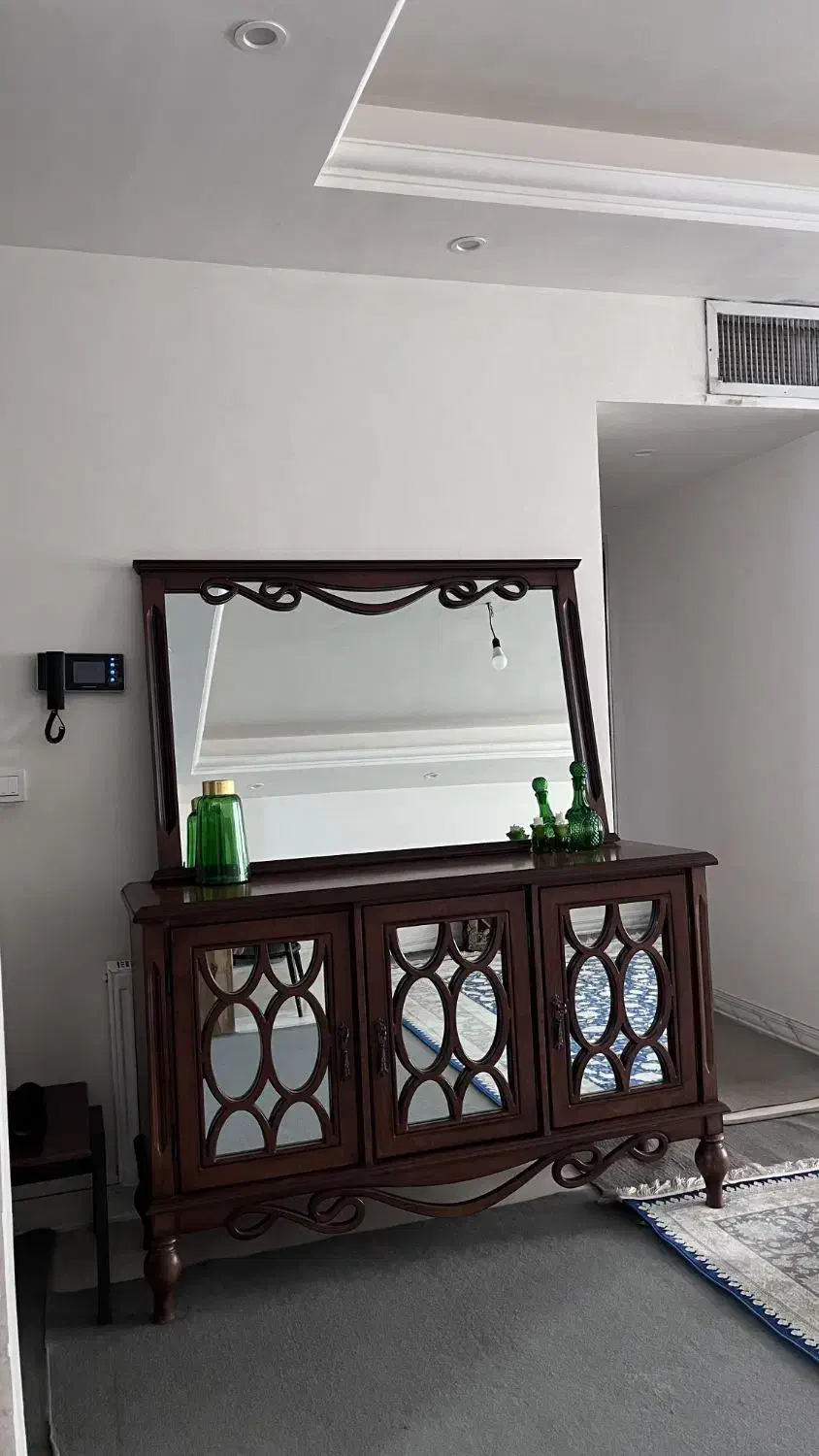 میز و آینه کنسول|بوفه، ویترین، کنسول|پاکدشت, پاکدشت (مامازند)|دیوار