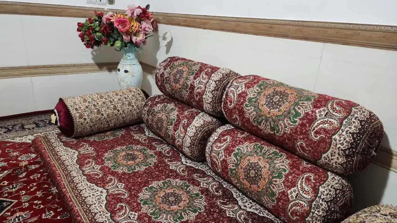 متکاهای سنتی و تشک های دست دوز خانگی|رختخواب، بالش، پتو|محمدشهر, عباس آباد|دیوار