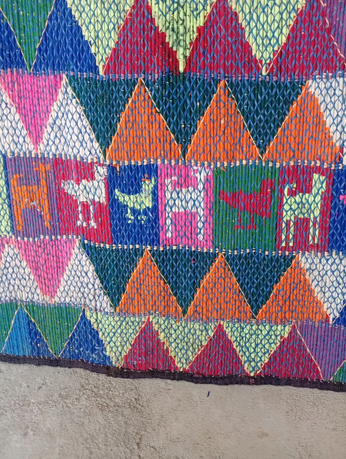 چیت|لوازم خیاطی و بافتنی|کنگاور, |دیوار