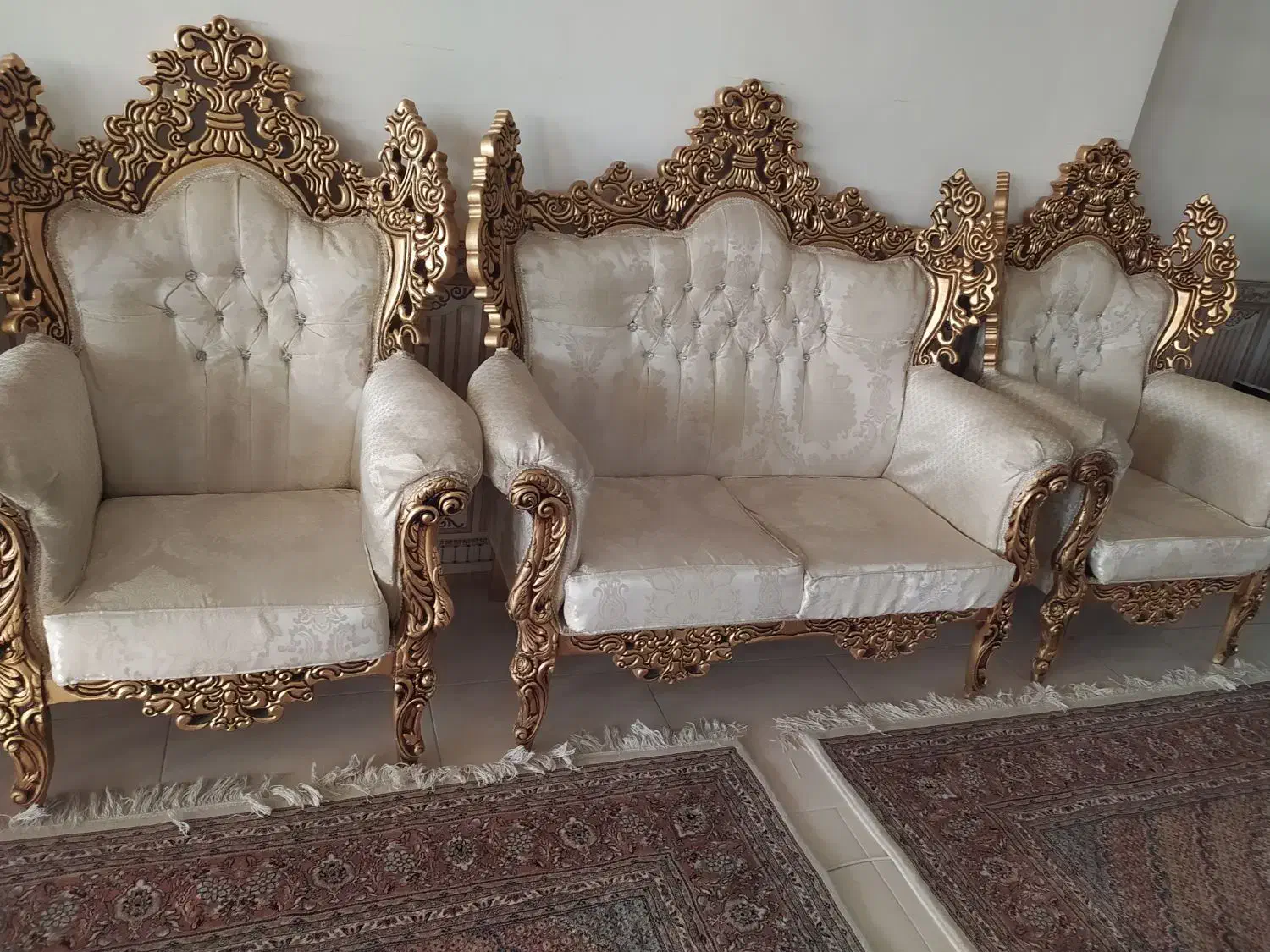 مبلمان سلطنتی درحد نو|مبلمان خانگی و میز عسلی|ارومیه, |دیوار