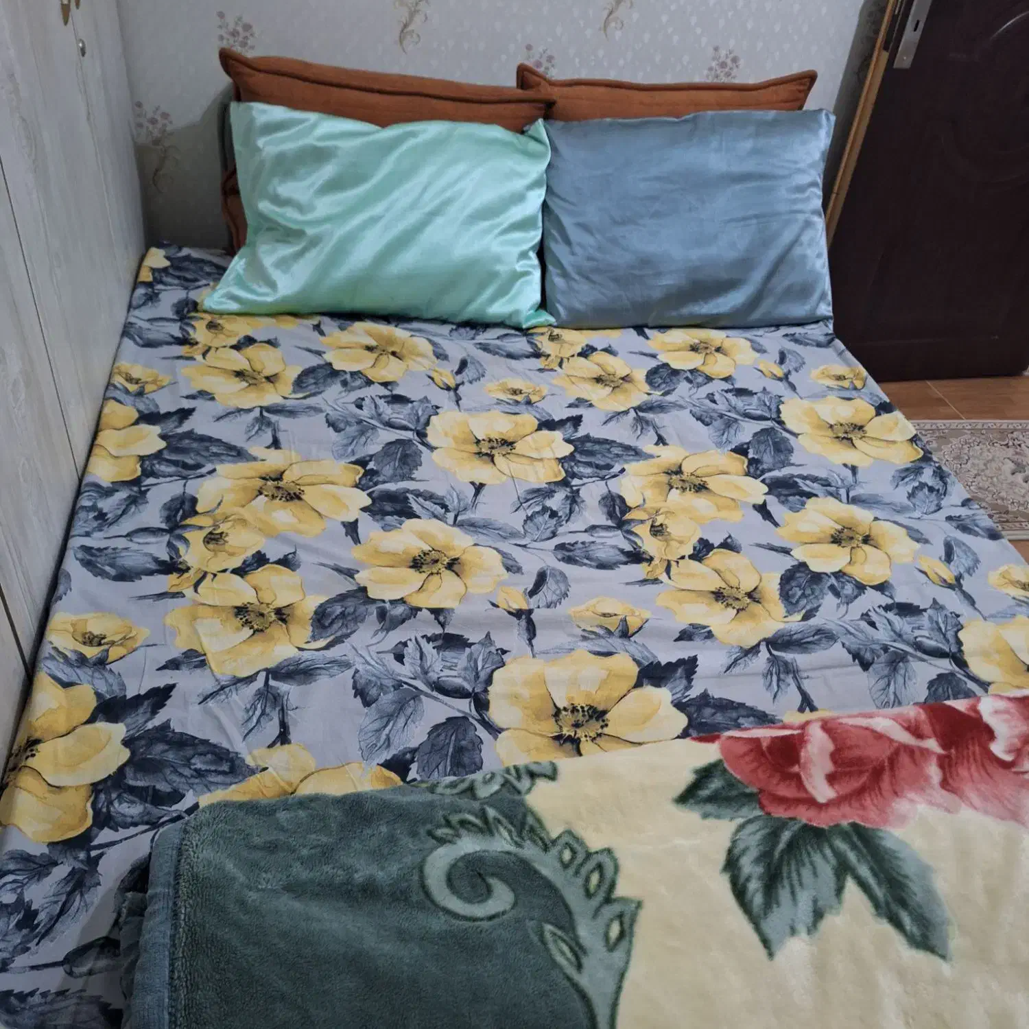 اجاره روزانه وپاره وقت سوییت دربست ونقلی|اجارهٔ کوتاه‌مدت آپارتمان و سوئیت|رشت, معلولین|دیوار