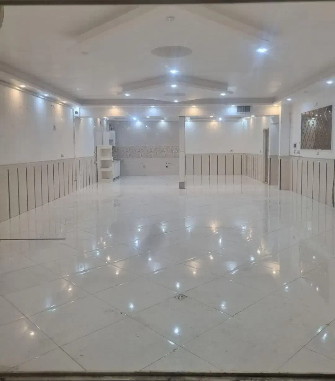 ۱۱۰ متر سالن|اجارهٔ دفتر کار، اتاق اداری، مطب|بروجرد, |دیوار