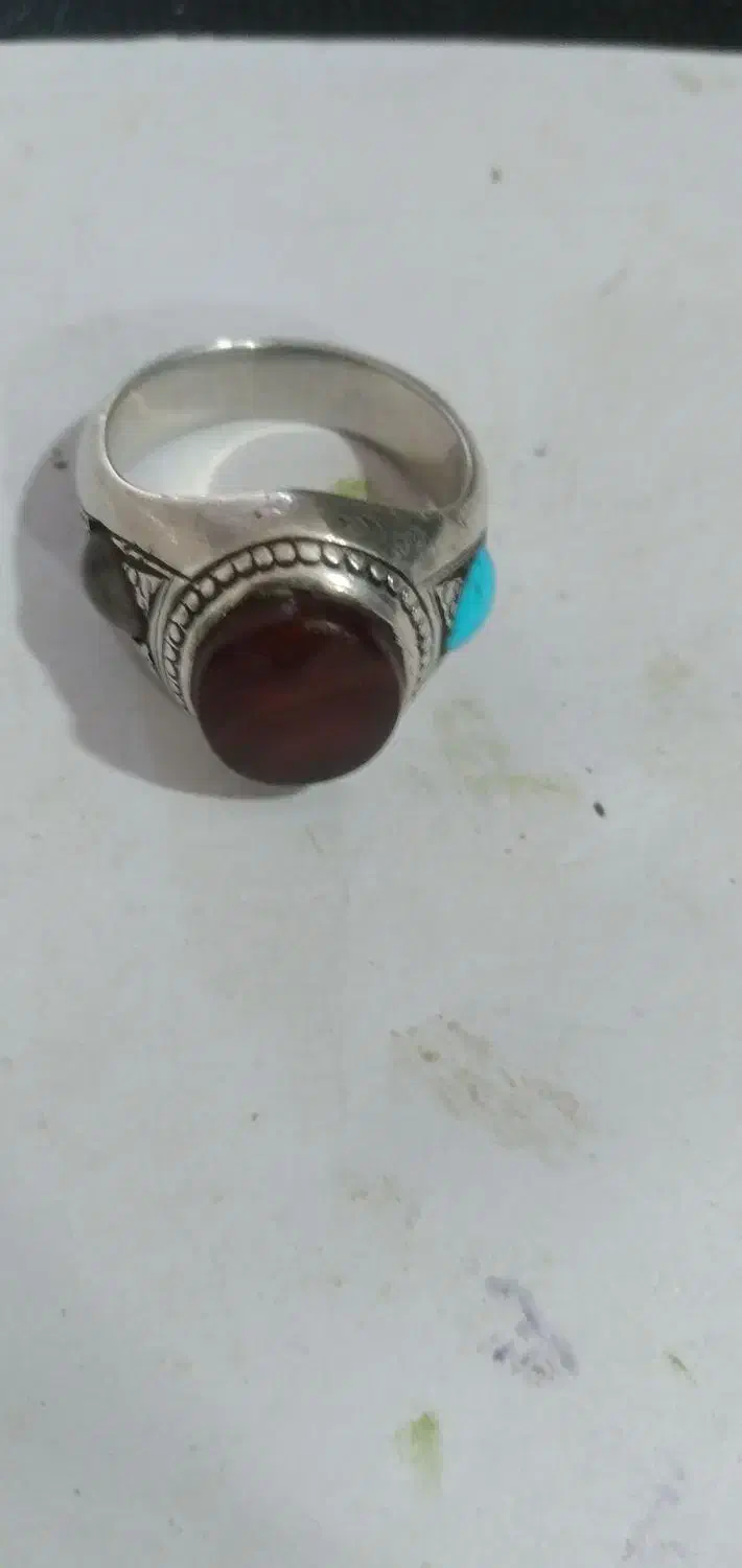 انگشتر عقیق یمنی|کلکسیون اشیاء عتیقه|فامنین, |دیوار