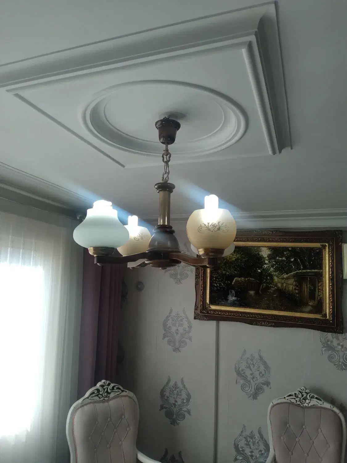 لوستر ۴ شعله چوب راش در حدنو|لوستر و چراغ آویز|همدان, |دیوار