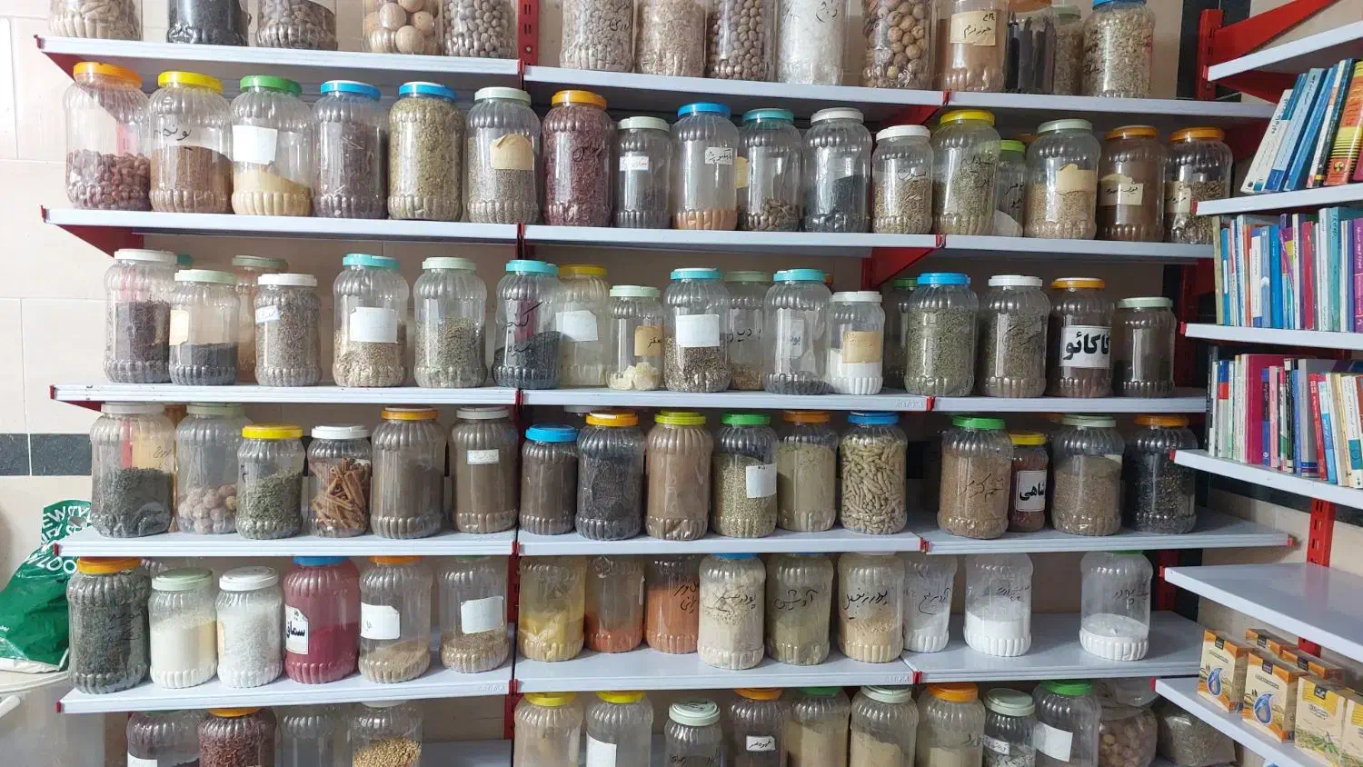 عطاری|آرایشی، بهداشتی، درمانی|ساری, |دیوار