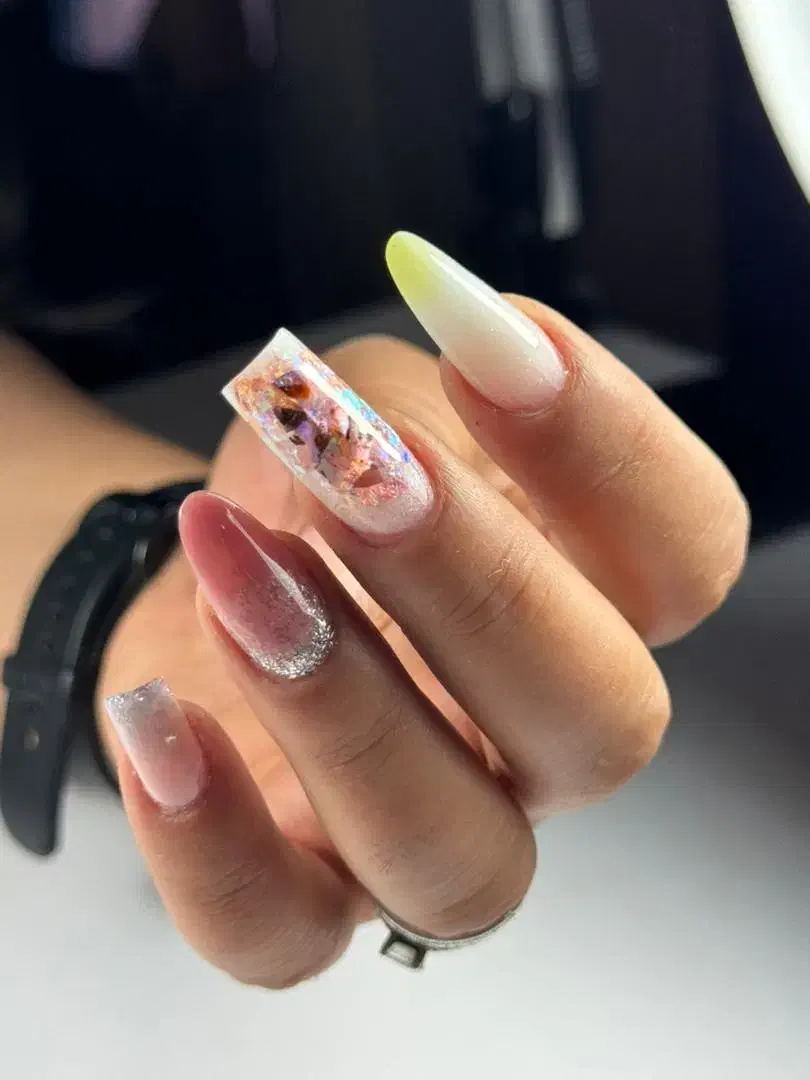 آفرخفن آموزش و خدمات تخصصی کاشت ناخن(ژل و پودر)|خدمات آرایشگری و زیبایی|شاهینشهر, فردوسی|دیوار