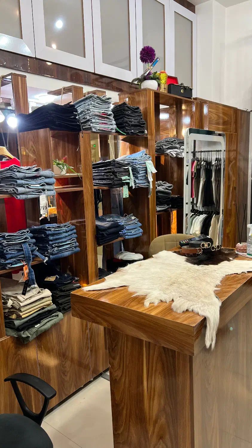 اجاره مغازه پاساژ مریم|اجارهٔ مغازه و غرفه|شاهینشهر, حافظ شمالی|دیوار