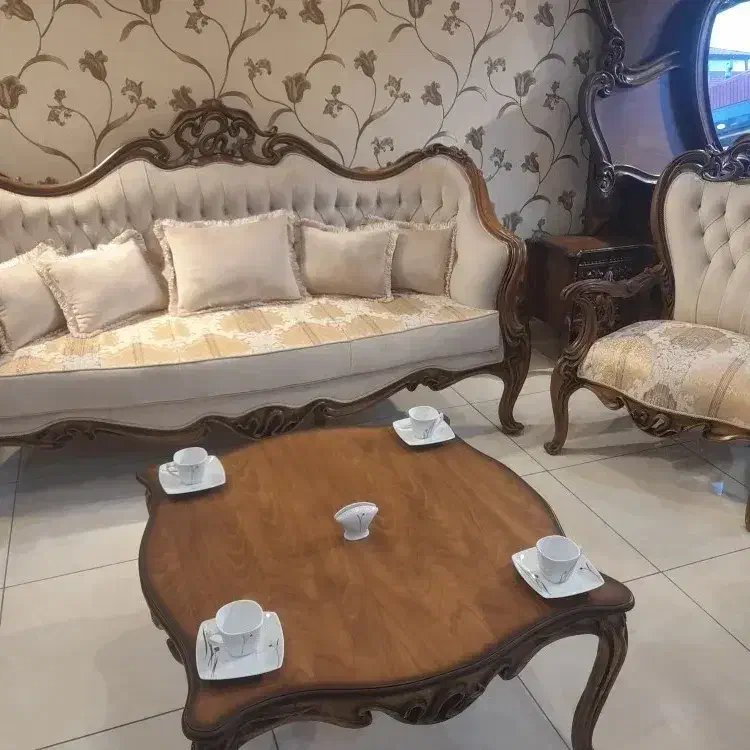 مبل سلطنتی ماهور بسیار زیبا دل نشین|مبلمان خانگی و میز عسلی|مرند, |دیوار