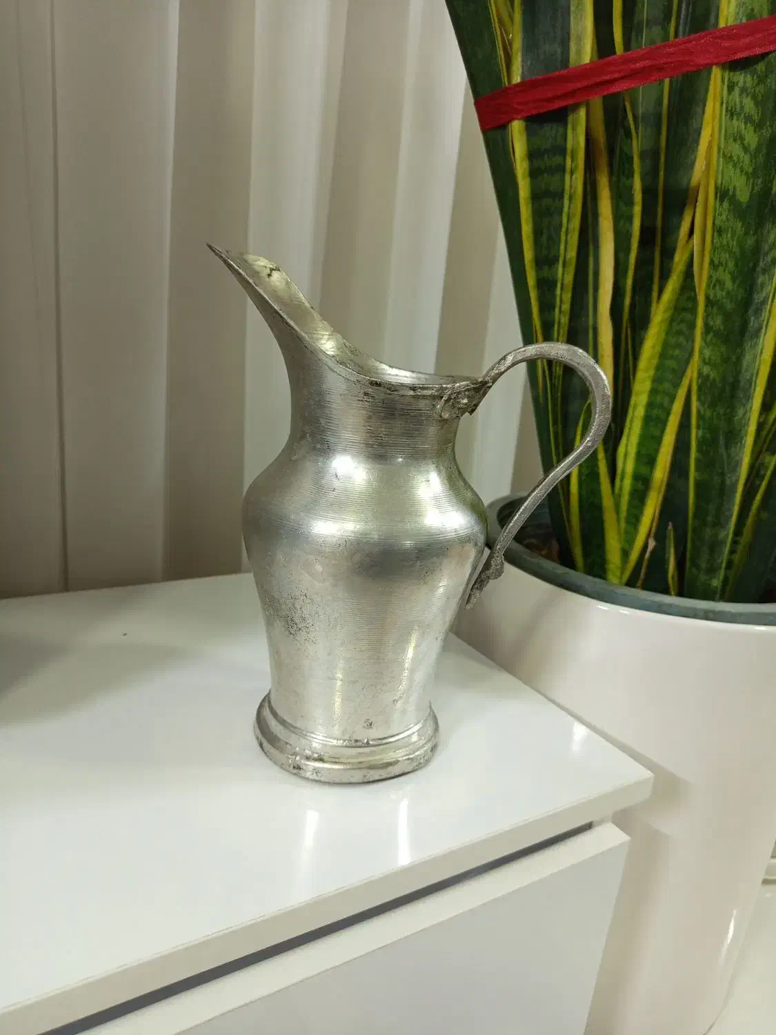 پارچ مسی قدیمی کاشمر|کلکسیون اشیاء عتیقه|مشهد, کوشش|دیوار