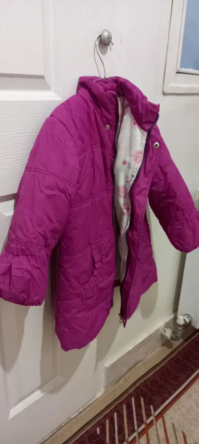 دوعددکاپشن بااندازه دقیق توعکس فقط نودتومن|کفش و لباس بچه|اسلام‌شهر, مظفریه|دیوار