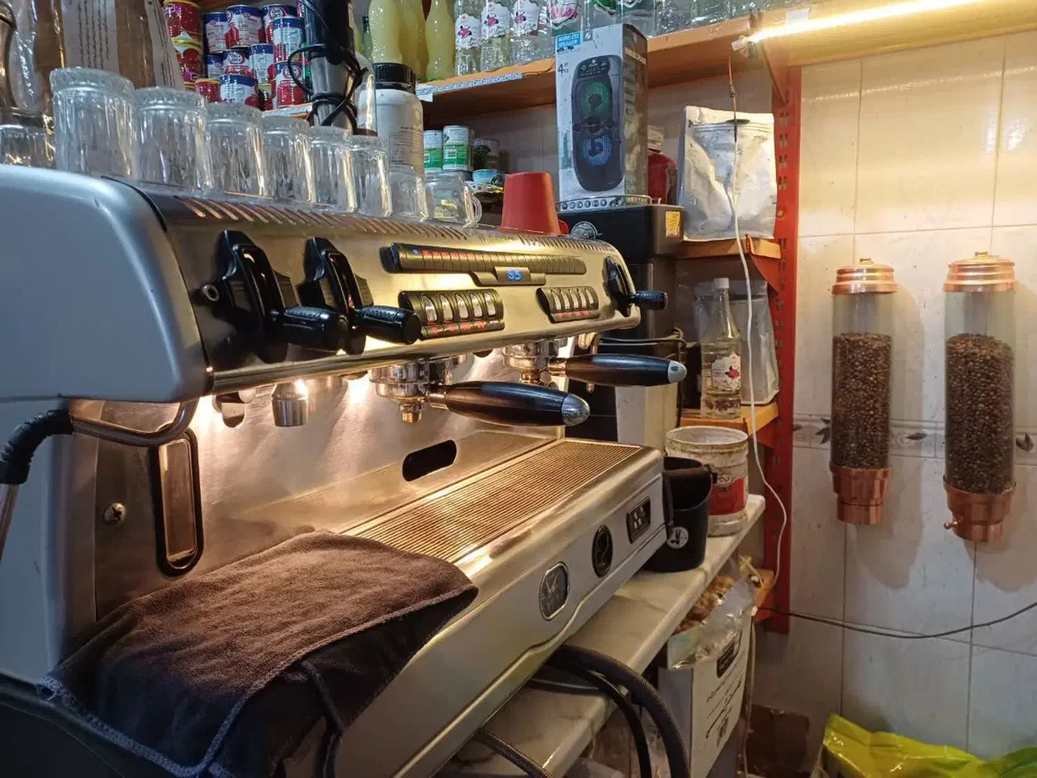 قهوه ساز صنعتی|سماور، چای‌ساز، قهوه‌ساز|قم, قلعه کامکار|دیوار