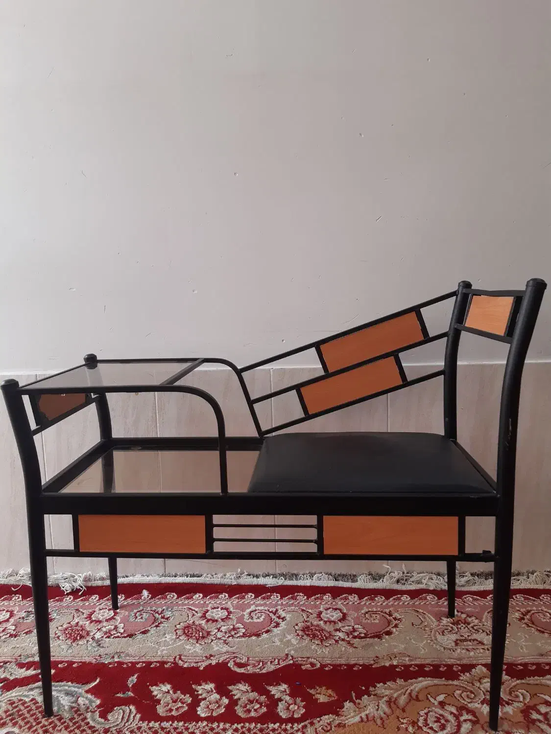 میز تلفن|میز تلفن|جهرم, |دیوار