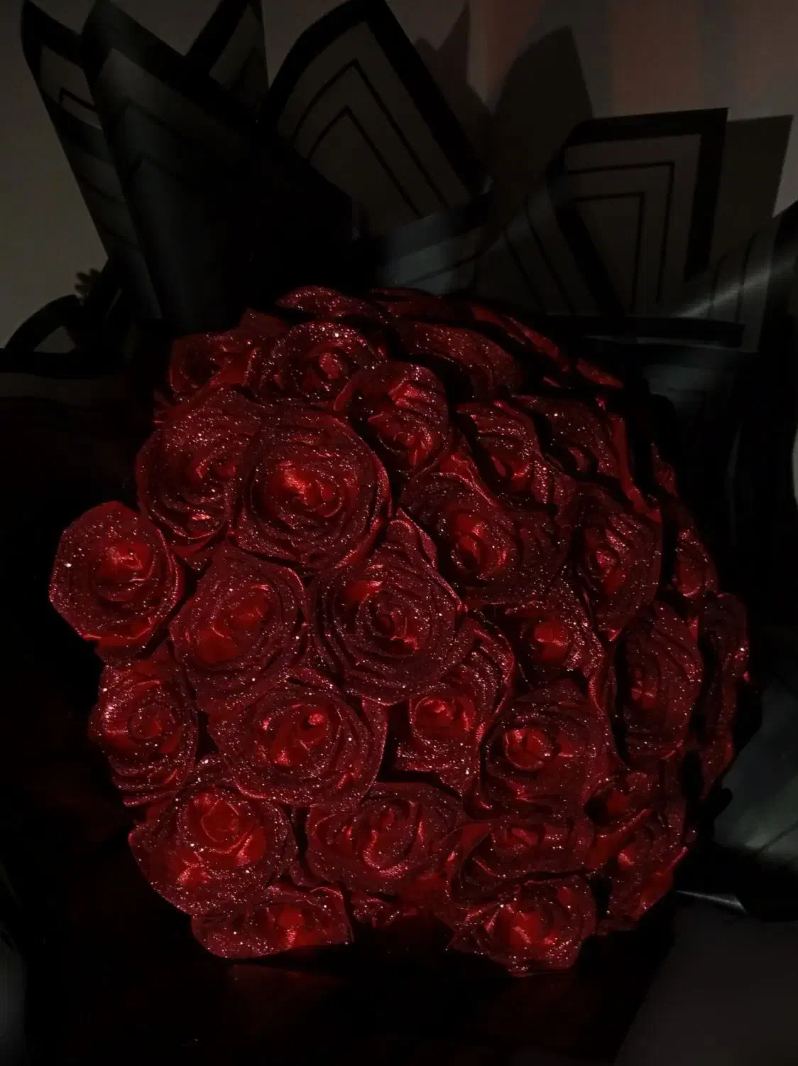 گل رز روبانی و باکسی|گل مصنوعی|تبریز, |دیوار