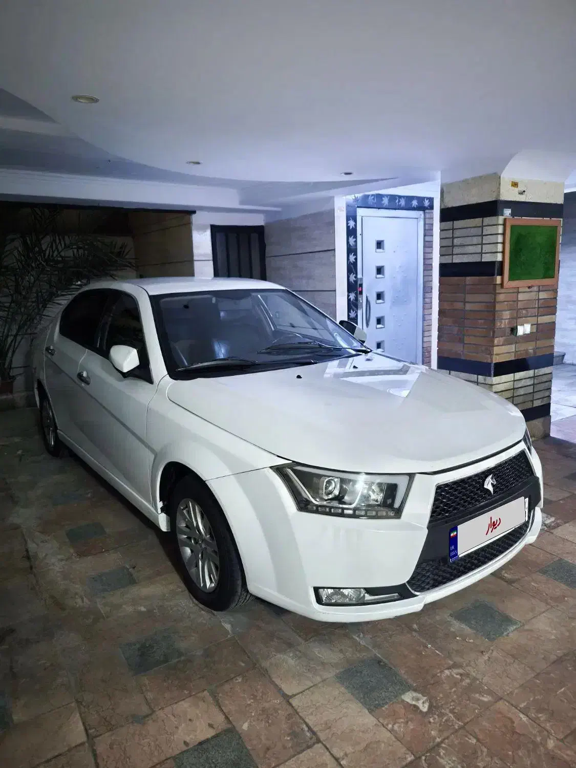 دنا پلاس دنده ای|خودرو سواری و وانت|تهران, زنجان جنوبی|دیوار