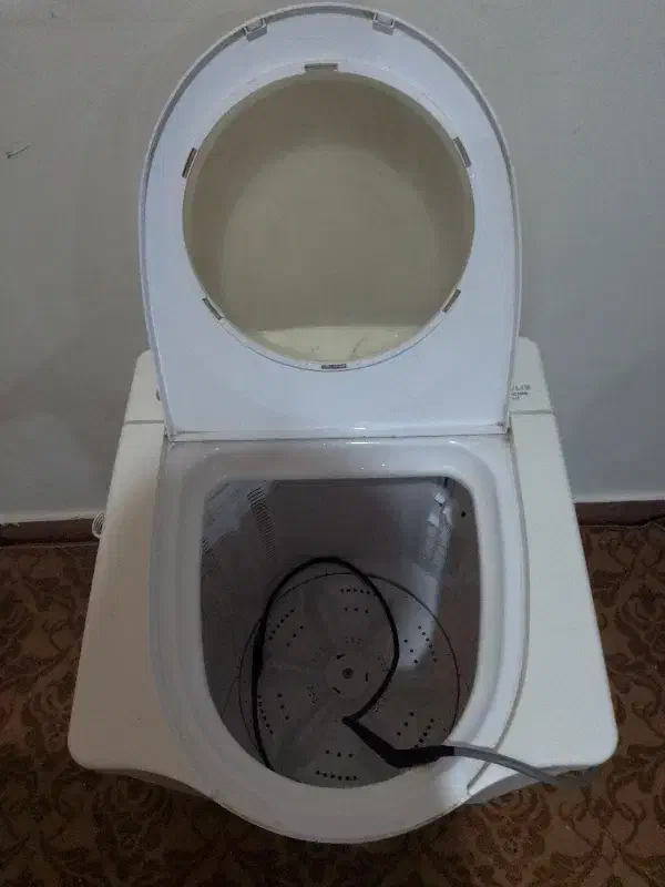 لباسشویی|ماشین لباسشویی و خشککن لباس|چهارباغ, |دیوار