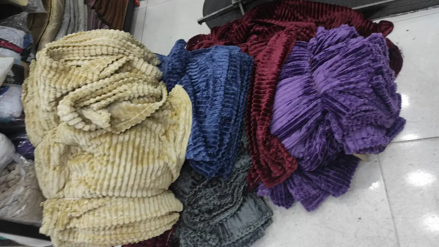 پتو مسافرتی یک نفره و دونفره شب نما موجود هست|رختخواب، بالش، پتو|اهواز, نادری|دیوار