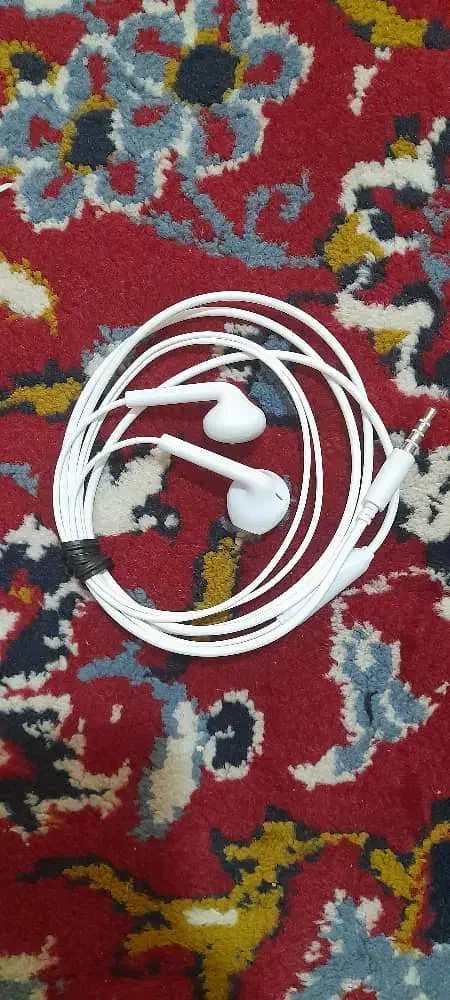 هندزفری سالم و تمیز|لوازم جانبی موبایل و تبلت|بندر کنگان, |دیوار