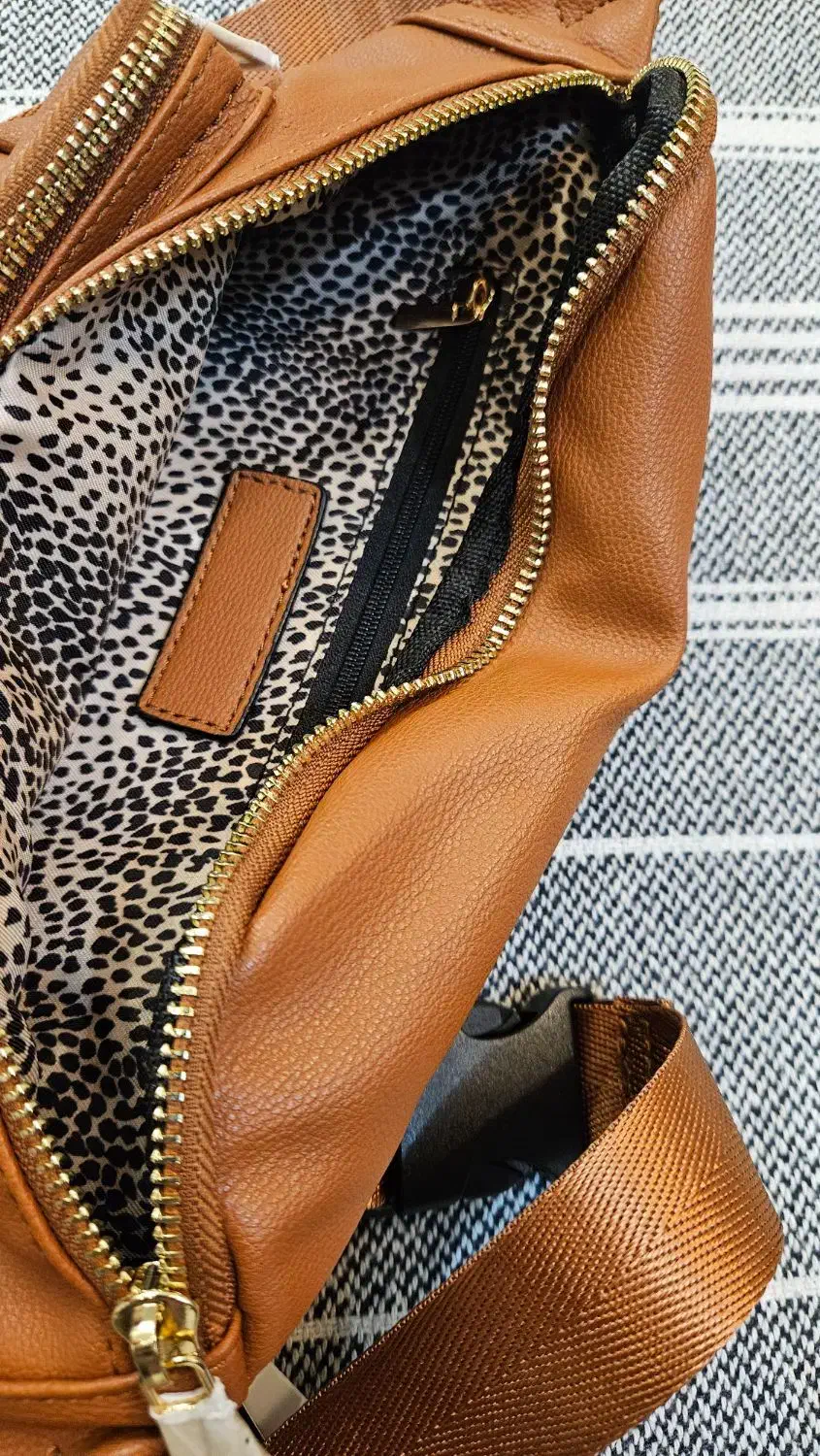 کیف کمری قهوه ای زنانه خارجی|کیف، کفش، کمربند|تهران, جنتآباد جنوبی|دیوار