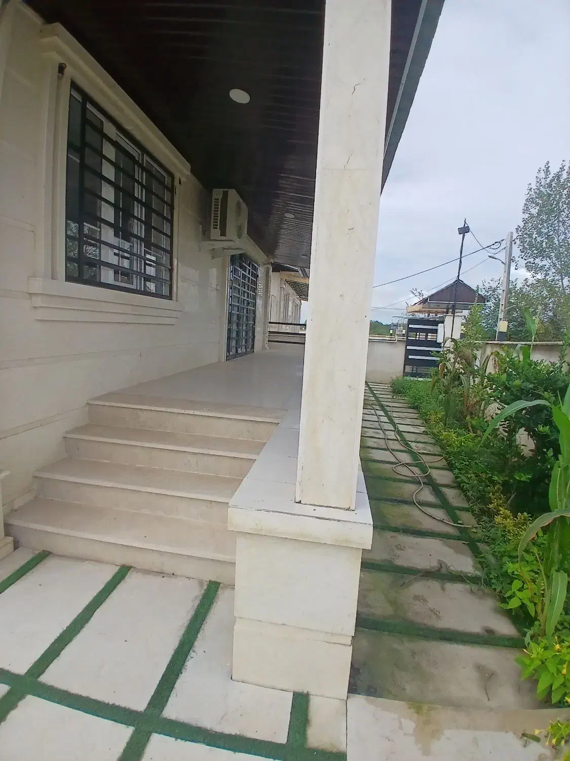 ویلا نوساز خوش نقشه با اسپلیت، ویو ابدی منطقه عالی|فروش خانه و ویلا|سیاهکل, |دیوار