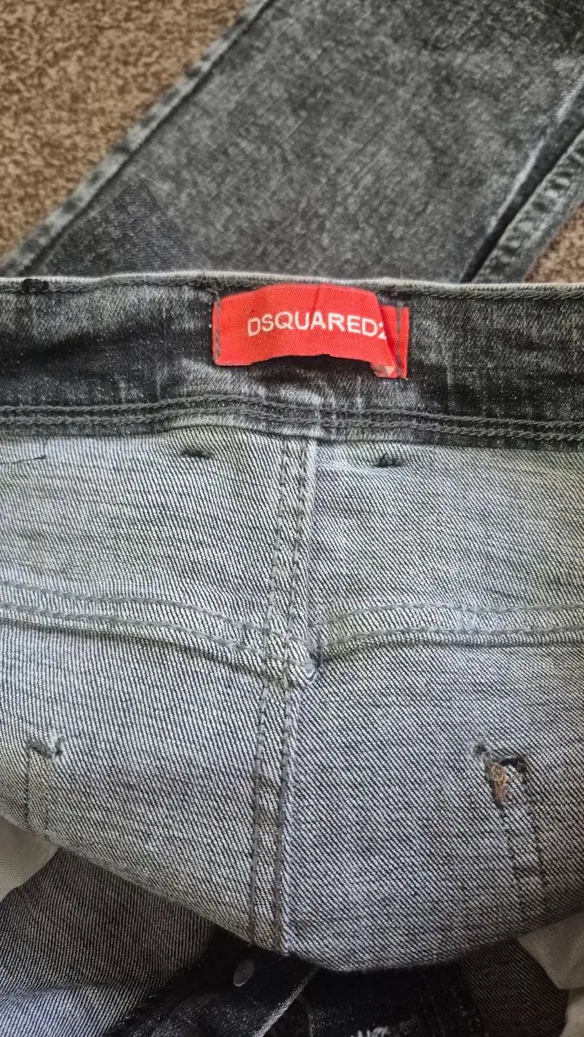 شلوار جین پسرونه در حدنو|لباس|شیراز, قلعه شاهزاده بیگم|دیوار