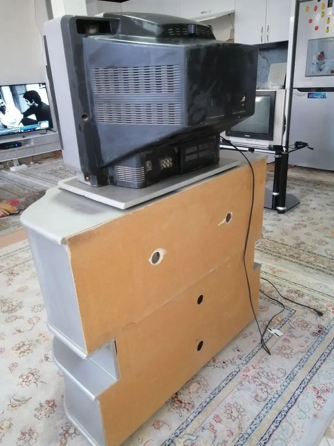 تلوزیون|تلویزیون و پروژکتور|نیشابور, فردوسی جنوبی|دیوار