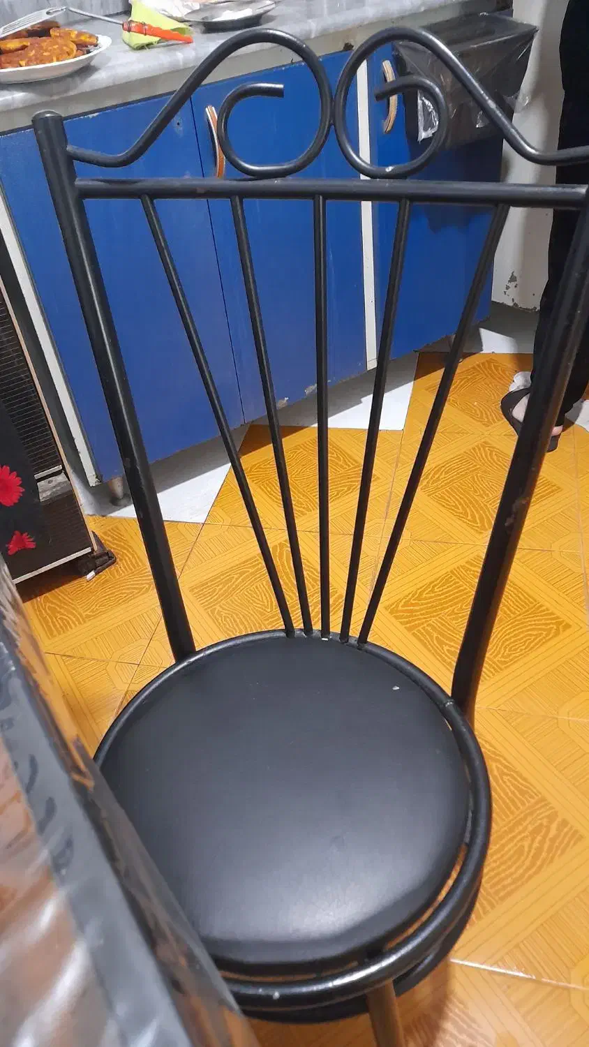 فروش میز ناهارخوری فلزی ۴ نفره|میز و صندلی غذاخوری|سلمانشهر, |دیوار