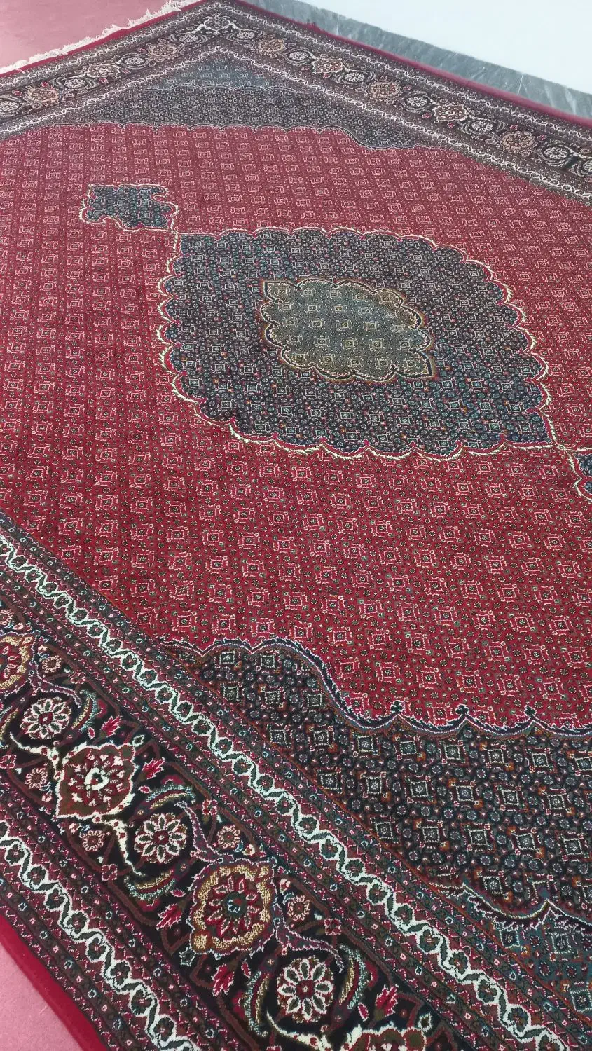 فرش۳×۴ و یک جفت ۲×۳|فرش|سقز, |دیوار