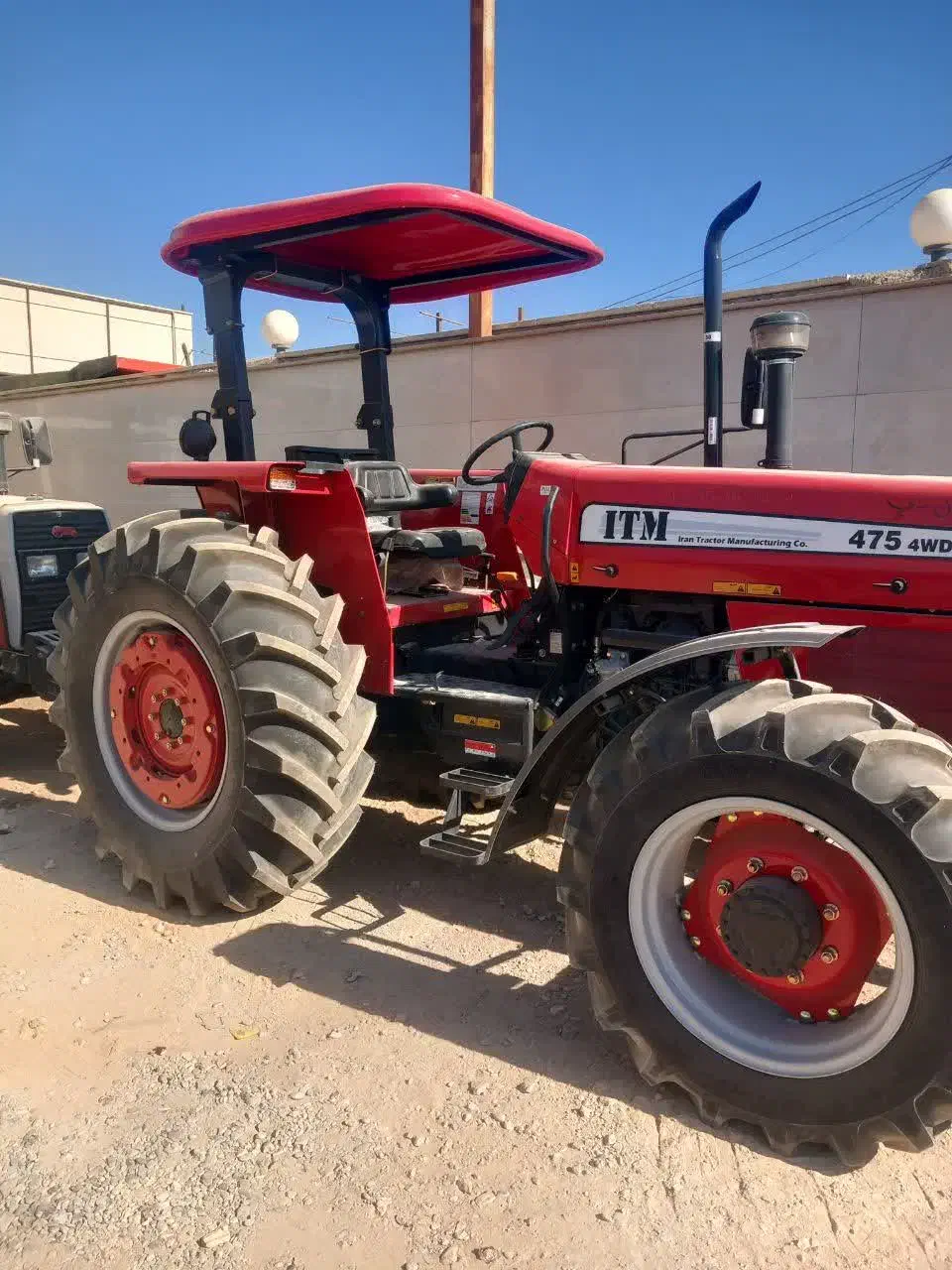 تراکتور نسخه جدید خشک 404|خودرو سنگین|اصفهان, قهاب جنوبی|دیوار